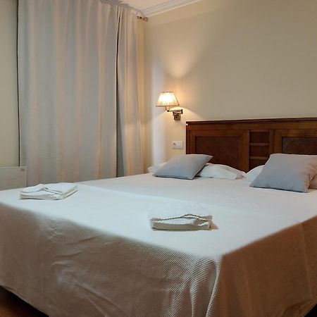 Cabalo Furado Tui Hotel Екстериор снимка