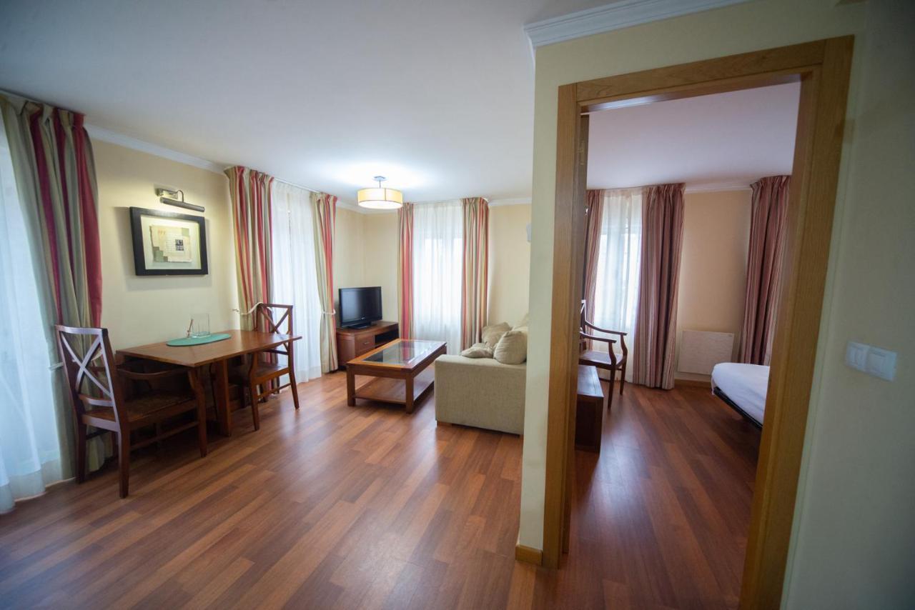 Cabalo Furado Tui Hotel Екстериор снимка