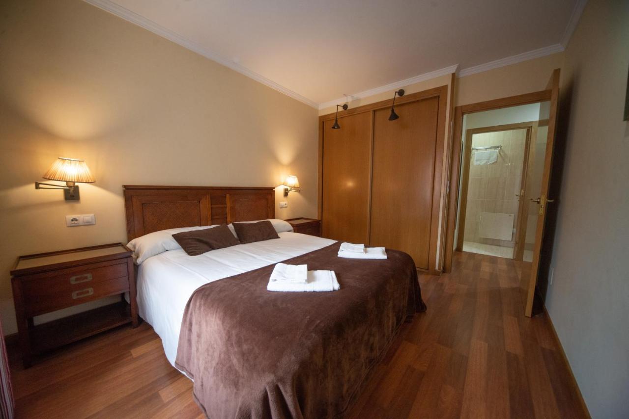 Cabalo Furado Tui Hotel Екстериор снимка
