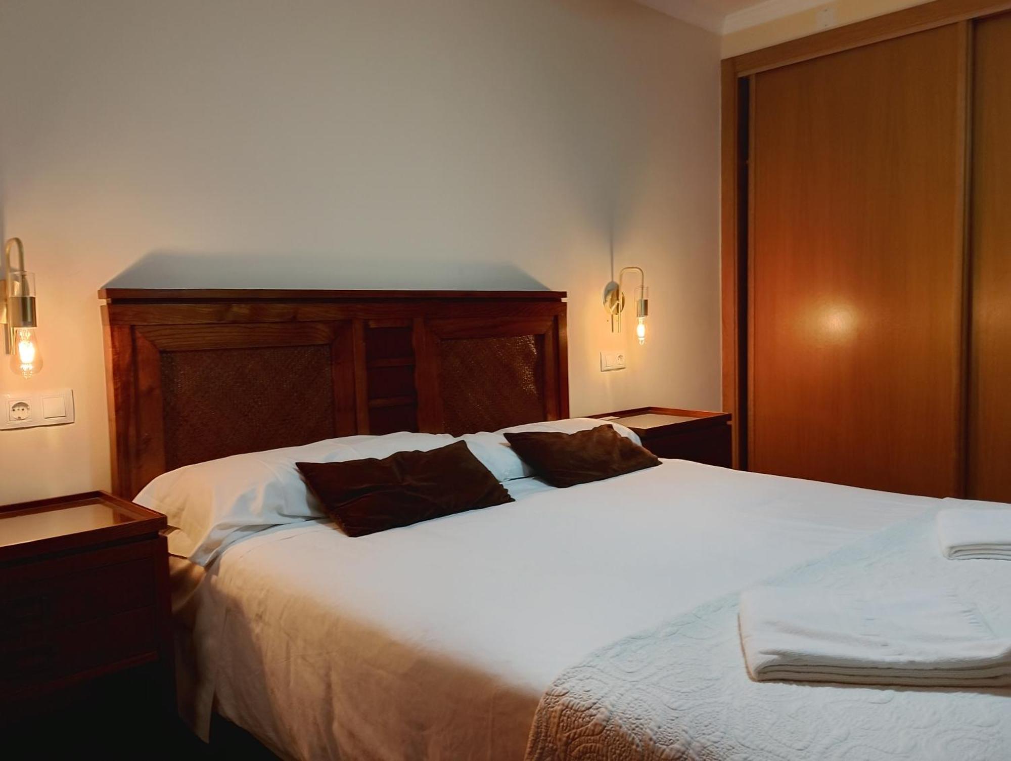 Cabalo Furado Tui Hotel Екстериор снимка